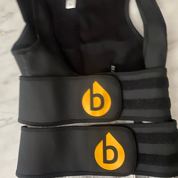 Waist Trainer - Picture 7 of 17